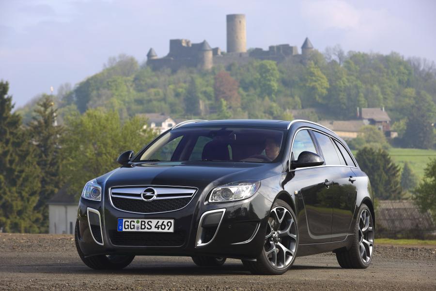  Opel Insignia OPC Sports Tourer 2009 года  (фото 35 из 49)